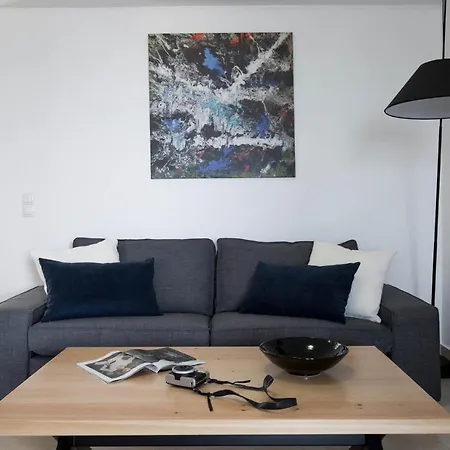 Apartment Blue Sky *